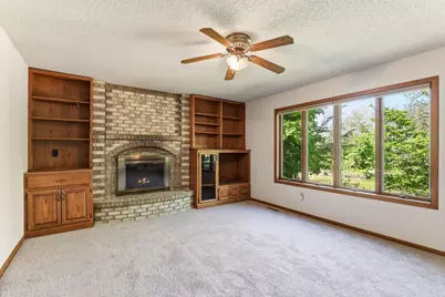 2133 Trumble Court, Chaska, MN 55318 - Photo 10