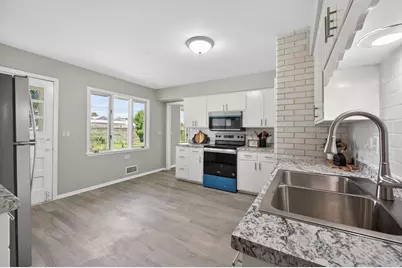 812 W 61st Street, Minneapolis, MN 55419 - Photo 12