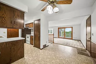13418 Washburn Dr, Burnsville, MN 55337 - Photo 16
