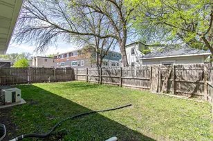 1226 11th St N, Fargo, ND 58102 - Photo 48