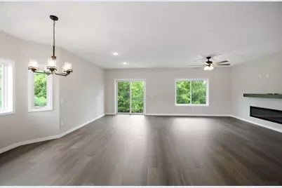 2050 13th Street NW, Faribault, MN 55021 - Photo 10