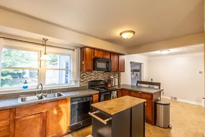 1218 Bradley Street, Saint Paul, MN 55130 - Photo 12