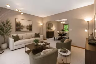 2112 Parkwood Hills Dr NE, Rochester, MN 55906 - Photo 6