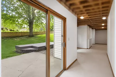2112 Parkwood Hills Drive NE, Rochester, MN 55906 - Photo 50