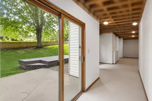 2112 Parkwood Hills Dr NE, Rochester, MN 55906 - Photo 50
