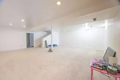 541 Hoyt Avenue E, Saint Paul, MN 55130 - Photo 12