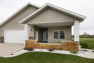 647 43 1/2 Ave S, Moorhead, MN 56560 - Photo 4