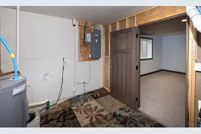 647 43 1/2 Avenue S, Moorhead, MN 56560 - Photo 40
