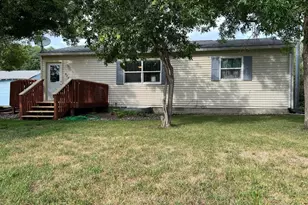 820 2nd St SW, Perham, MN 56573 - Photo 1