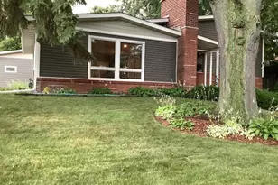 1440 McAfee St, Saint Paul, MN 55106 - Photo 2