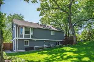 2840 Mayflower Ave, Minnetonka, MN 55305 - Photo 12