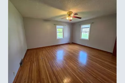 3023 Norwood Avenue, Slayton, MN 56172 - Photo 4
