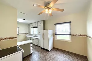 109 White St N, Comfrey, MN 56019 - Photo 8