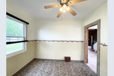 109 White Street N, Comfrey, MN 56019 - Photo 10