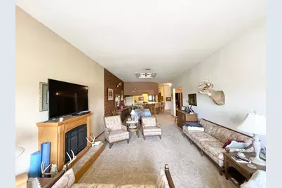 18 E Central Street, Springfield, MN 56087 - Photo 6