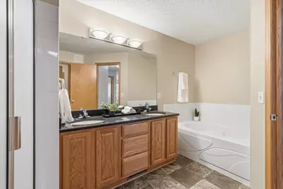 17150 Eastwood Avenue, Lakeville, MN 55024 - Photo 16
