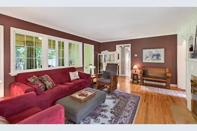1068 Summit Avenue, South Saint Paul, MN 55075 - Photo 8