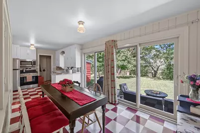 1068 Summit Avenue, South Saint Paul, MN 55075 - Photo 16