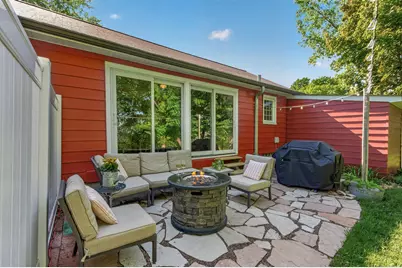 1068 Summit Avenue, South Saint Paul, MN 55075 - Photo 32