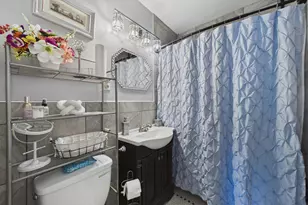 3859 Bryant Ave N, Minneapolis, MN 55412 - Photo 14
