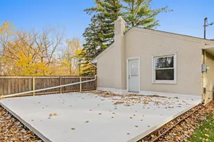2579 Cypress St, Maplewood, MN 55109 - Photo 6