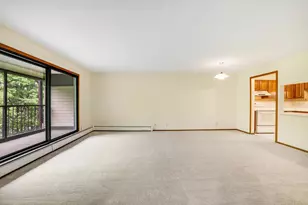 10441 Greenbrier Rd, Minnetonka, MN 55305 - Photo 6