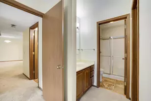 10441 Greenbrier Rd, Minnetonka, MN 55305 - Photo 10