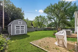 9548 Knox Ave N, Brooklyn Park, MN 55444 - Photo 36