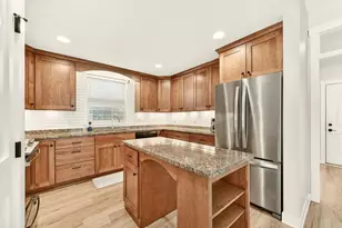 1197 Fox Meadow Ct SW, Rochester, MN 55902 - Photo 2