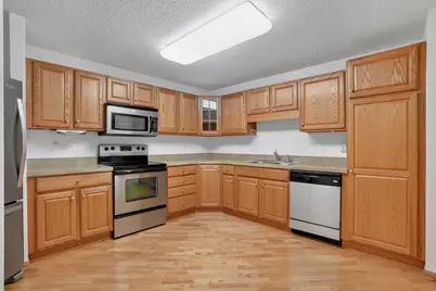 935 Ferndale Street N #317, Maplewood, MN 55119 - Photo 2