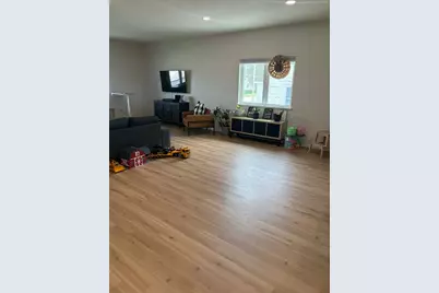 916 E Main Street, Caledonia, MN 55921 - Photo 12