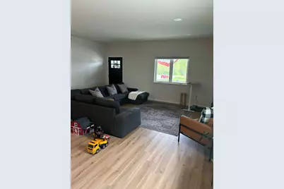 916 E Main Street, Caledonia, MN 55921 - Photo 10