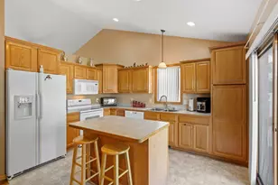 2012 Sunny View Ln, Northfield, MN 55057 - Photo 12