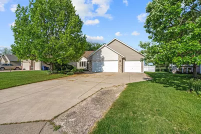 2012 Sunnyview Lane, Northfield, MN 55057 - Photo 2