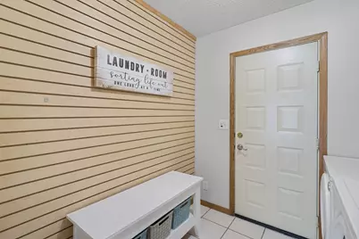 8141 Maplewood Terrace, Chanhassen, MN 55317 - Photo 14