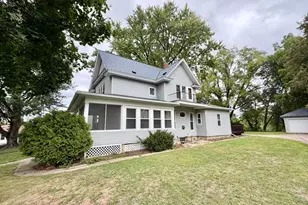 817 Central Ave, Red Wing, MN 55066 - Photo 4