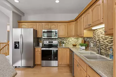 14537 Hunters Lane, Savage, MN 55378 - Photo 10