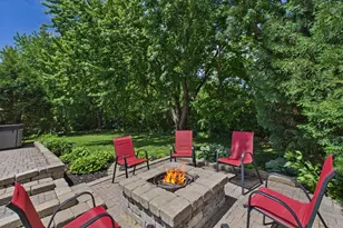 2208 Grimm Rd, Chaska, MN 55318 - Photo 28