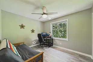2208 Grimm Rd, Chaska, MN 55318 - Photo 10