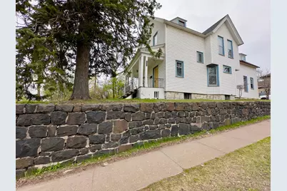27 S 21st Avenue E, Duluth, MN 55812 - Photo 14