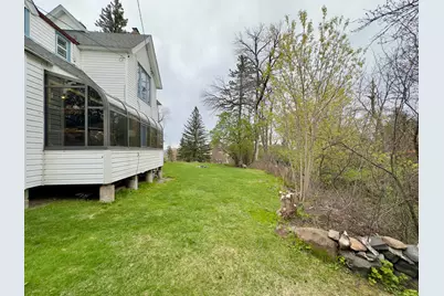 27 S 21st Avenue E, Duluth, MN 55812 - Photo 10