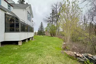 27 S 21st Ave E, Duluth, MN 55812 - Photo 10