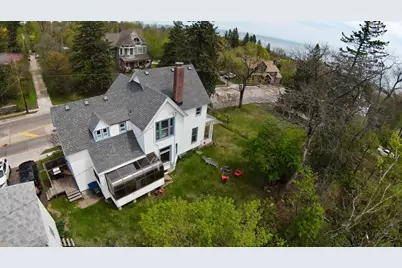 27 S 21st Avenue E, Duluth, MN 55812 - Photo 56