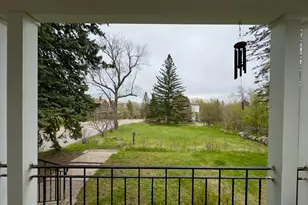 27 S 21st Ave E, Duluth, MN 55812 - Photo 8