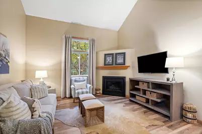 3629 Vermilion Court N #1106, Eagan, MN 55122 - Photo 6