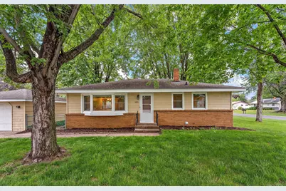1691 4th Street, White Bear Lake, MN 55110 - Photo 2
