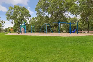 2460 Kewanee Way, Golden Valley, MN 55422 - Photo 56