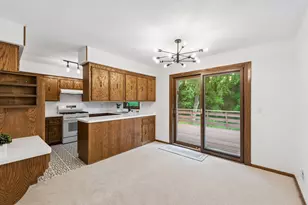 2460 Kewanee Way, Golden Valley, MN 55422 - Photo 16