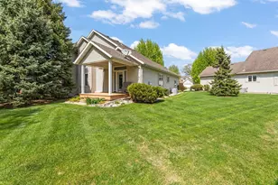 238 15th Ave N, Fargo, ND 58102 - Photo 2