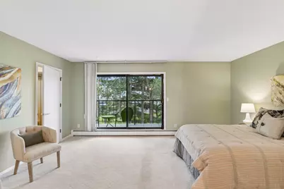 2485 Londin Lane E #323, Maplewood, MN 55119 - Photo 12
